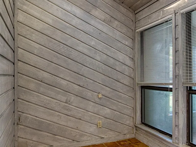 3809 Graphic Pl — Photo 30