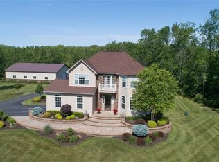 4755 Oak Orchard Rd, Clay, NY 13041