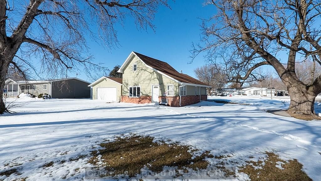 302 W Walnut St, Doniphan, NE 68832 Zillow