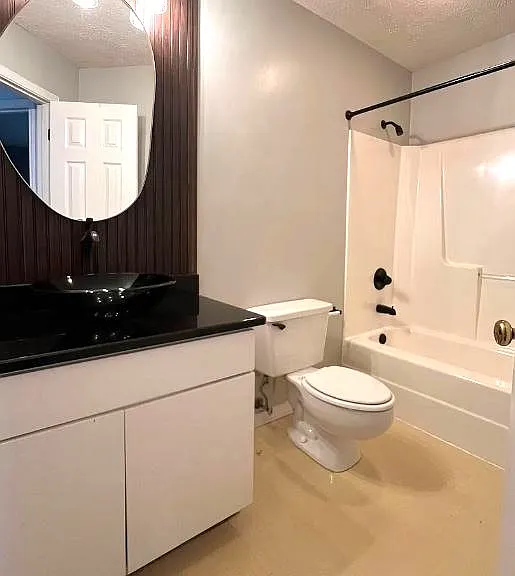 821 W Rosewood Dr — Photo 9