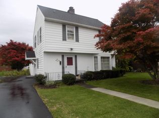 42 Pyrex St, Corning, NY 14830