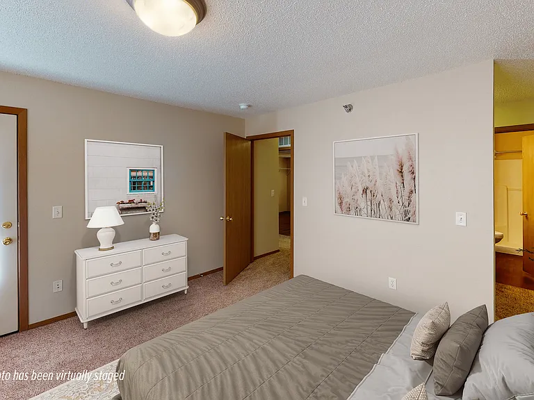 Bedrooms with Large Closets