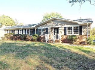 207 Canterbury Rd, High Point, NC 27262
