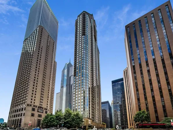 222 N Columbus Dr APT 4408, Chicago, IL 60601