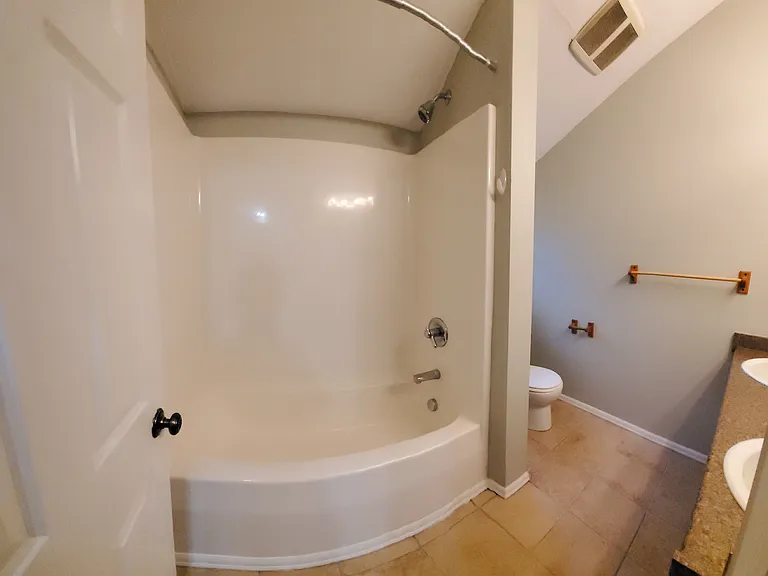 2614 S Judkins St — Photo 6