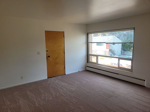 5th image of 2269 NE 53rd St #8