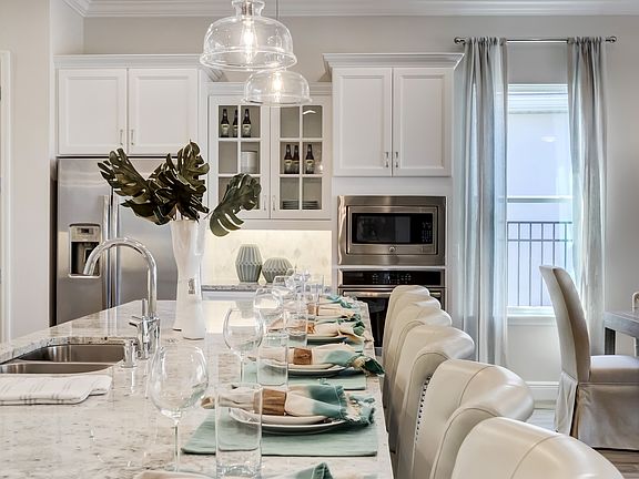 Kitchen with island