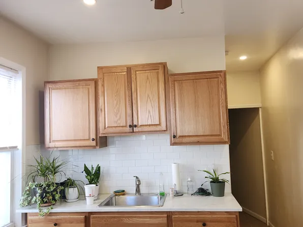 202 W 16th St #A, Linden, NJ 07036