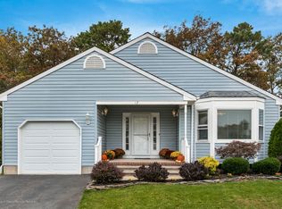 12 Golden Rod Ct, Brick, NJ 08724