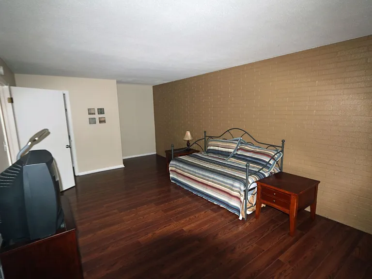 2727 S Lakeshore Dr #A-4 — Photo 5