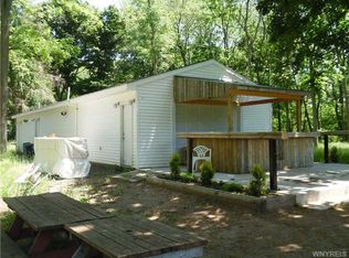 143 N Transit Rd, Lockport, NY 14094