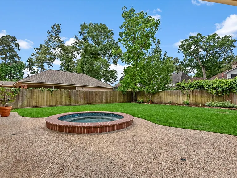 1811 Wild Plum Ct — Photo 37