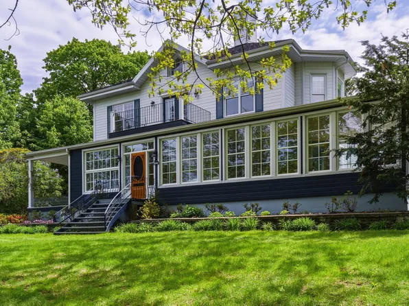2742Z Rue St #2744Z, Laurent Lavis, QC G6V 3W8