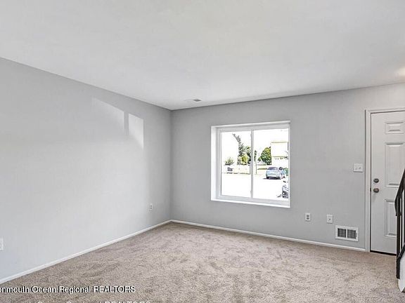 3rd image of 41 Sawmill Rd #537