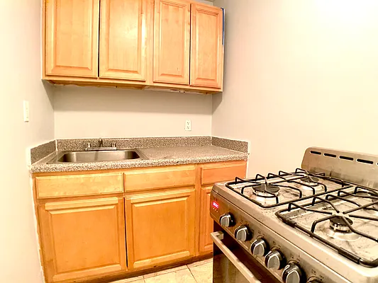 Rented by Bohemia Realty Group | media 11