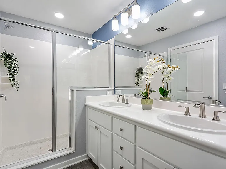 1488 El Camino Real #208 — Photo 3