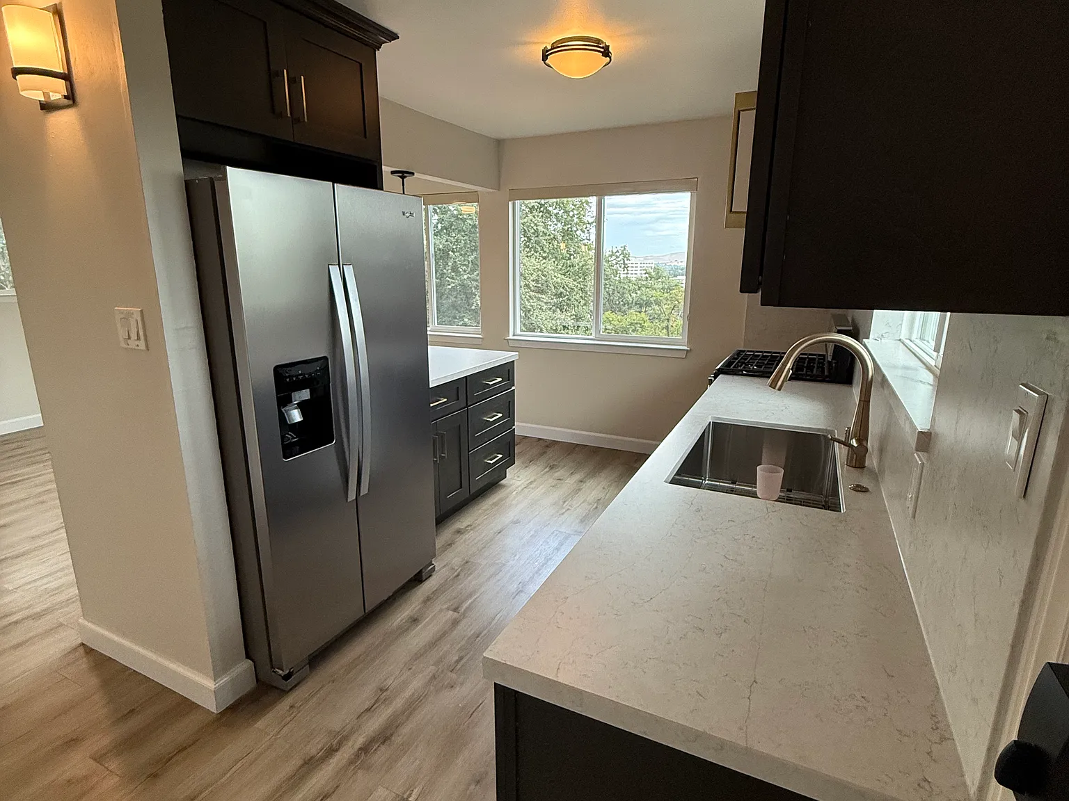 2 bed, 969 sqft, $3,500 — Photo 4