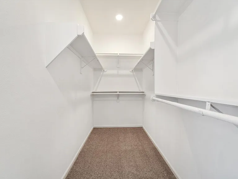 4309 Larkspur St — Photo 11