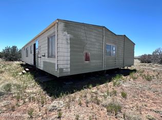 45300 N Prairie Dog Rd, Ash Fork, AZ 86320