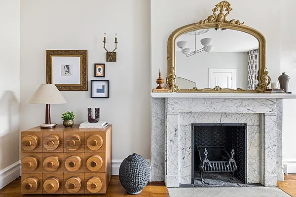 Sold by Compass | media 16