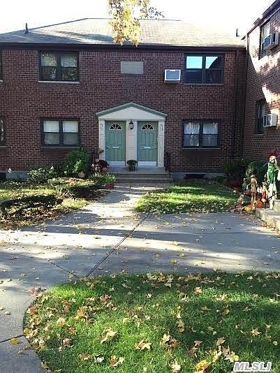1st image of 5715 246th Cres