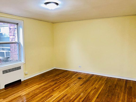 2nd image of 49 Windle Park #G