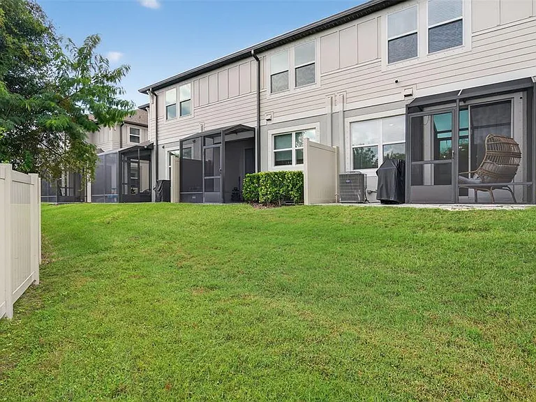2419 Foggy Creek Cir — Photo 35