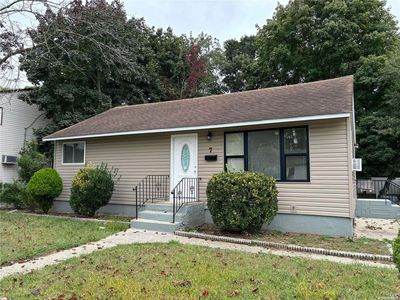 7 Prospect W. Street, Amityville, NY, 11701