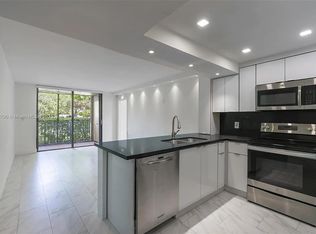 14221 N Kendall Dr #104C-104, Miami, FL 33183