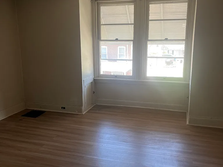 104 N Ellsworth St — Photo 4