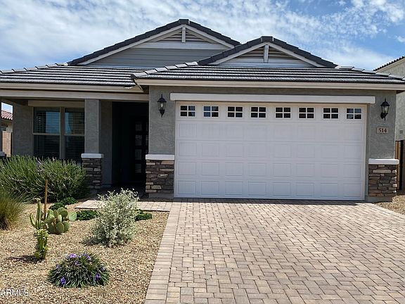 2nd image of 514 E Balao Dr