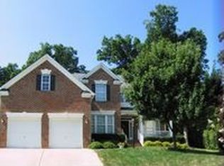 1913 Housatonic Ct, Apex, NC 27523