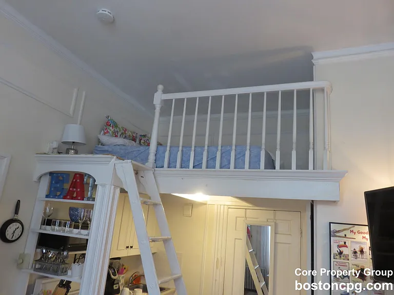 233 Beacon St #3 — Photo 4