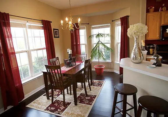 10715 Mountain Ash Dr — Photo 5