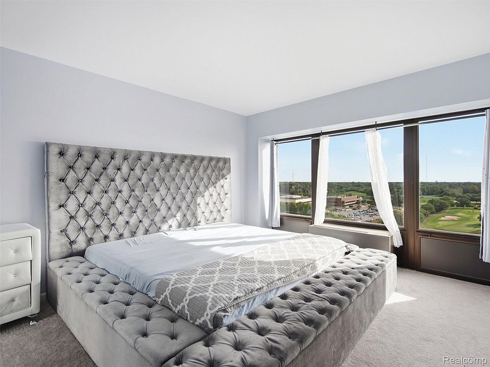 5000 Town Ctr Suite 1503, photo 22