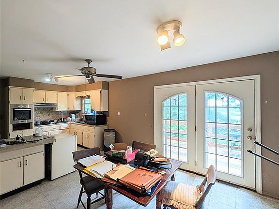 2nd image of 7560 Vista Dr