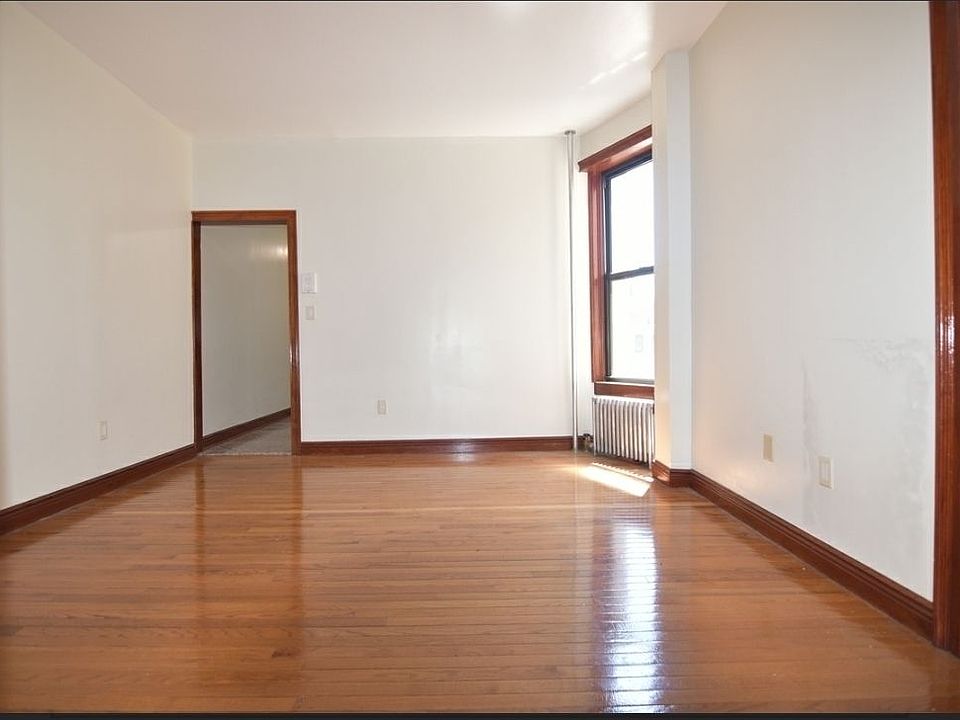 1st image of 658 Prospect Pl #E