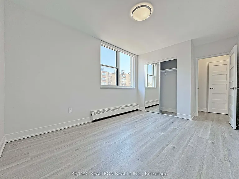276 Saint George St #709 — Photo 6