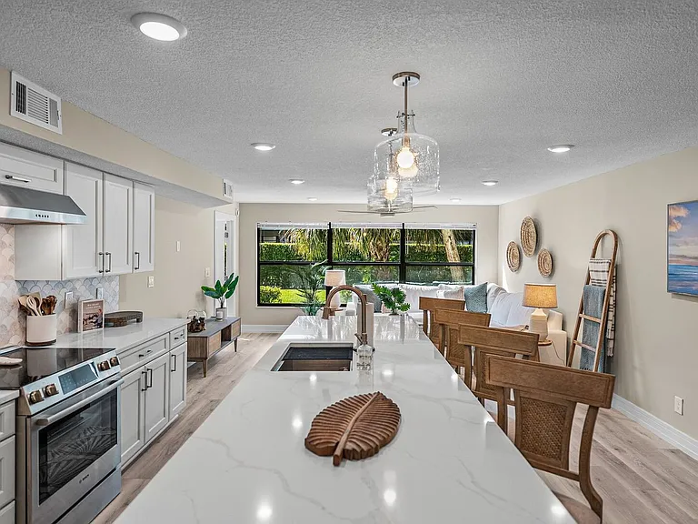 4082 Belair Ln #11 — Photo 15