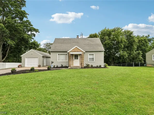 3155 Oser Rd, Barberton, OH 44203