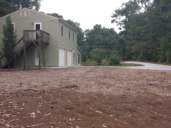 Build home facing Wayne Road