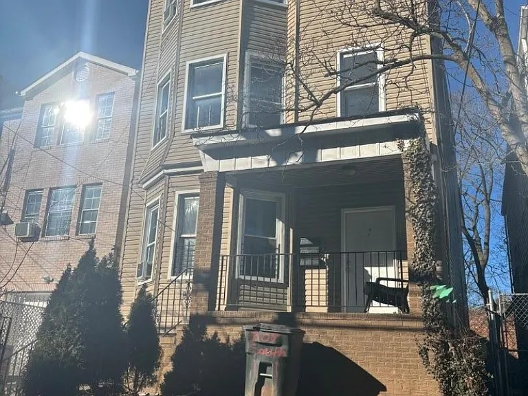 309 S 11th St #2 — Photo 2