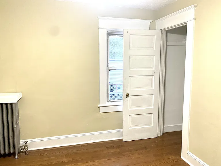 223 E Mountain Rd — Photo 23
