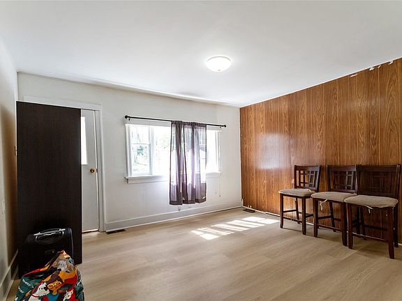 3rd image of 6063 9th Ave