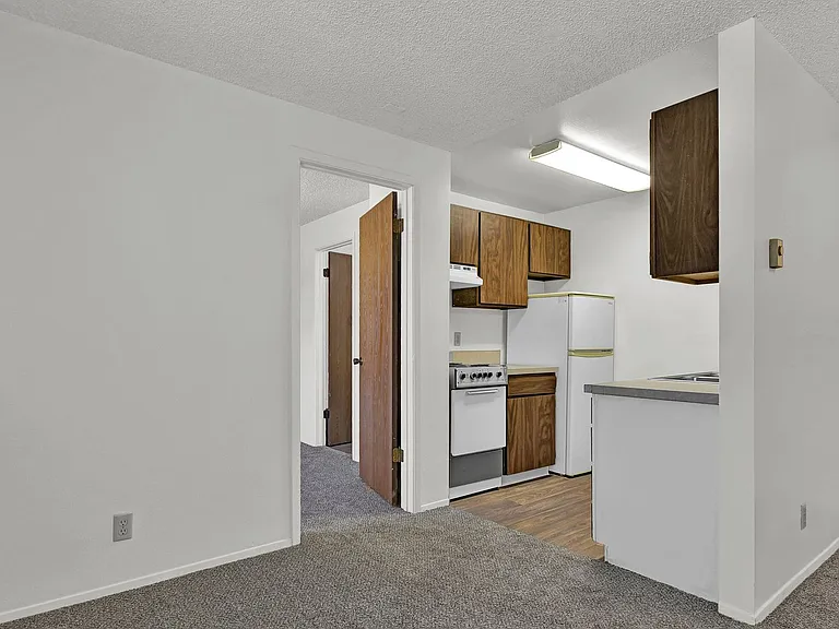 Roosevelt Apartments — Photo 33
