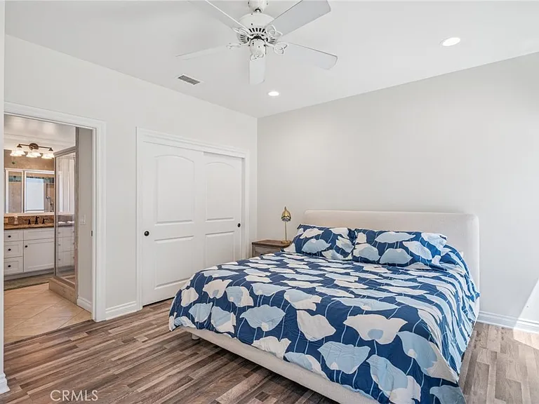 6111 Seashore Dr — Photo 21