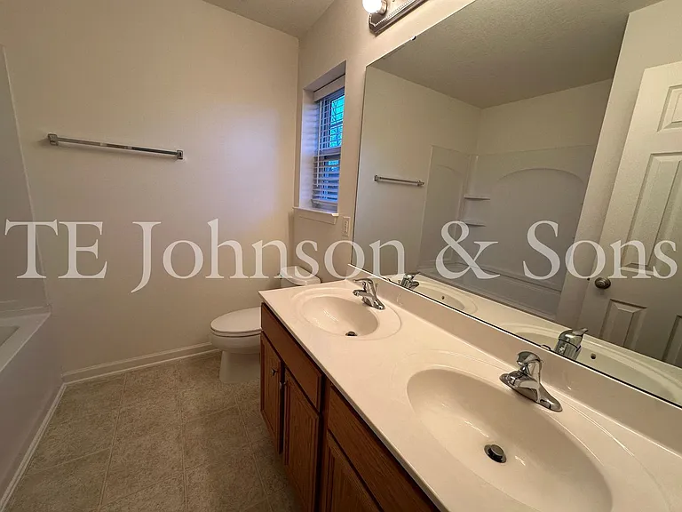 2544 Halle Ann Cir — Photo 11