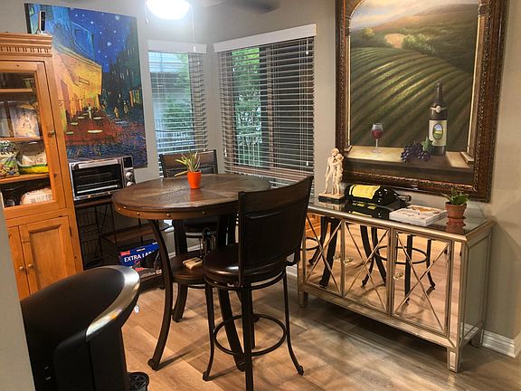 5th image of 220 Saint Francis St APT 2D