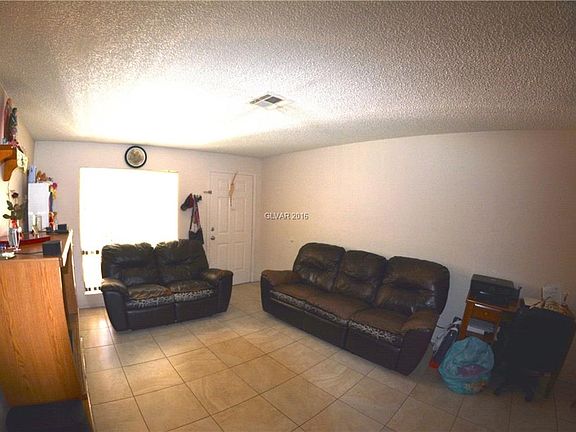 3rd image of 5167 Caliente St Unit 144