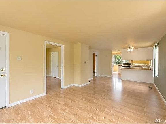 3rd image of 11838 42nd Ave S